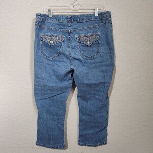 Jeanbay Denim Capri Pants Floral Embroidered Pockets Size 16w